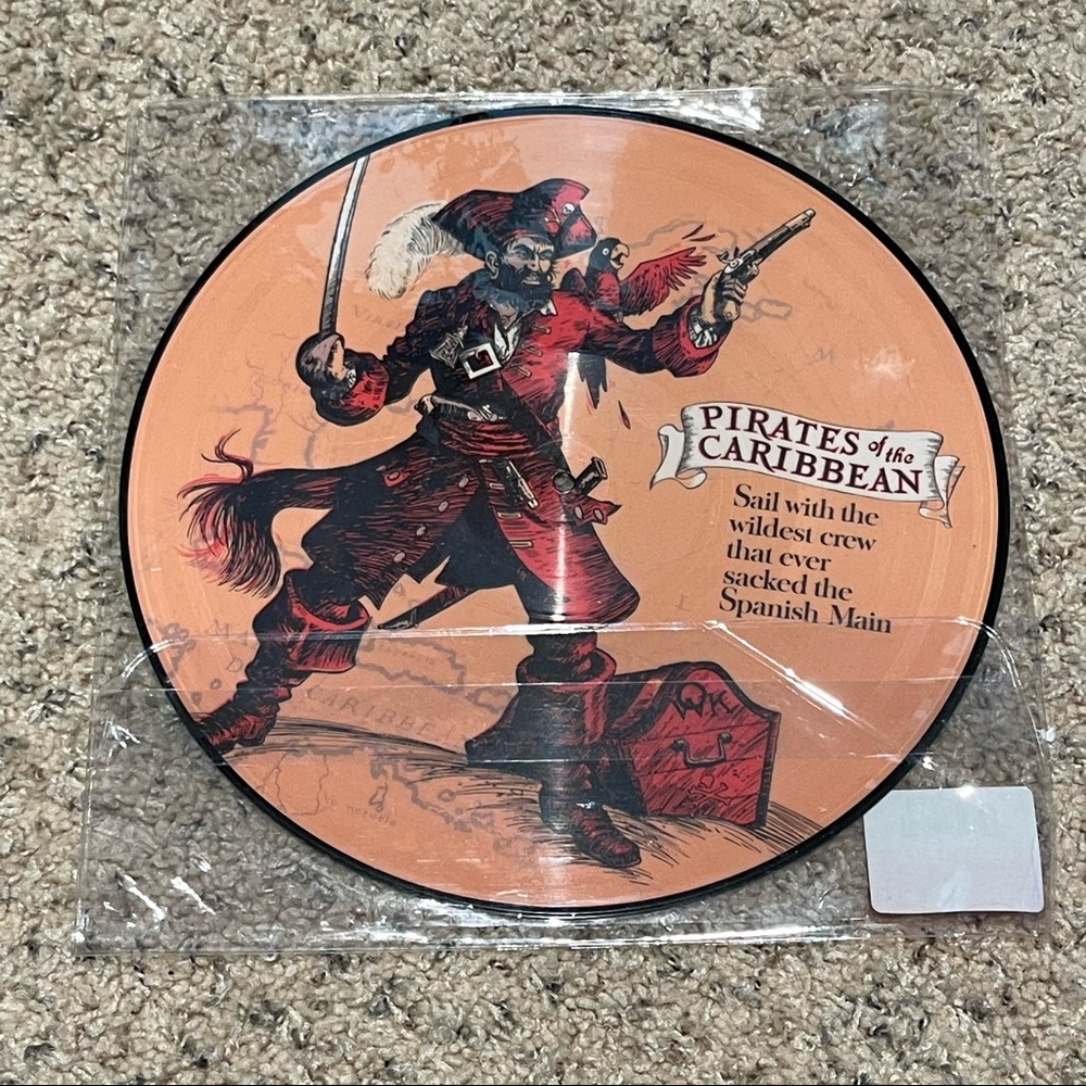 Walt Disney Pirates of the Caribbean Record - Picture 1 of 2